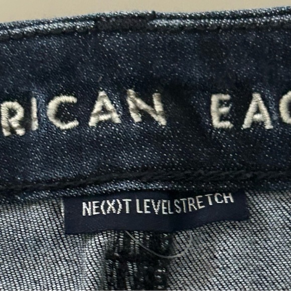 American Eagle Next Level Stretch Raw Hem Shorts Size 4 - Picture 3 of 4